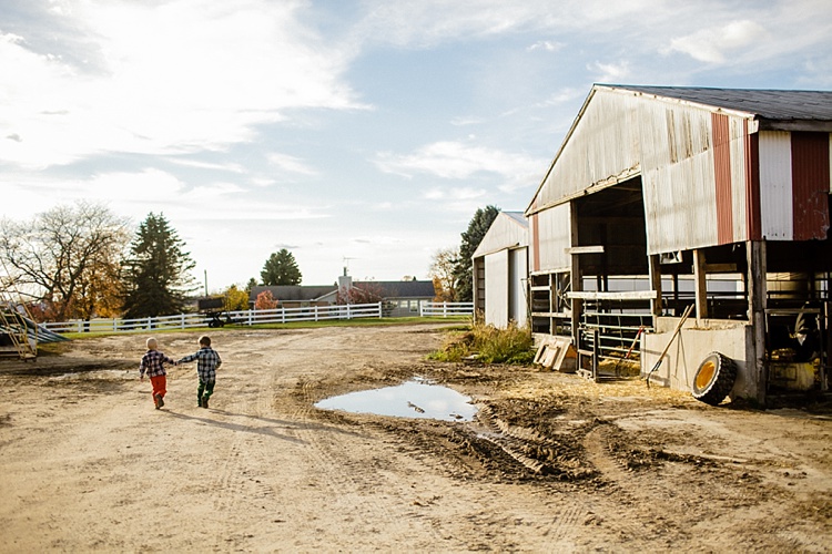 Kelly Braman Photography is the Best Family and Children Photographer in Grand Rapids, MI 