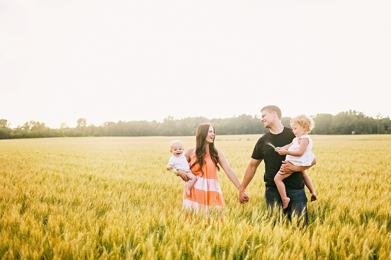 Kelly Braman Golden light| Wheat field | Michigan Family Photography