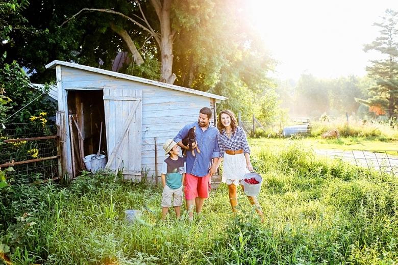 Kelly Braman Photography Grand Rapids, MI Family Photography| Golden Light | Stylish